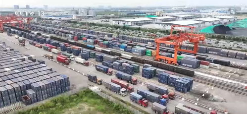 1.04億噸,繁忙 國慶假期鐵路重點(diǎn)物資與日用品運(yùn)輸增長