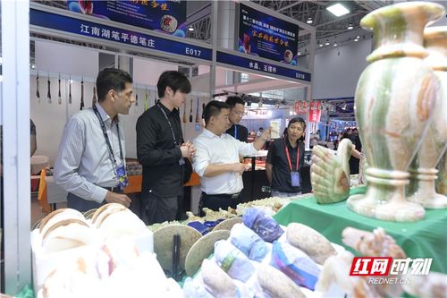 組圖 珠光寶氣 各類精品寶玉石令人目不暇接